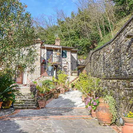Сasa de vacaciones Cozy In Buggiano With Wifi